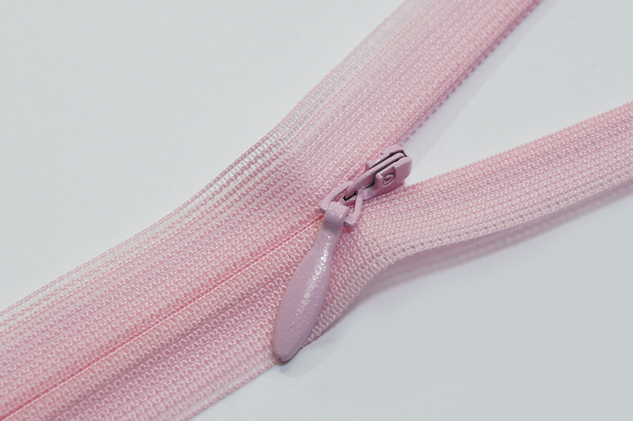 Блискавка YKK Тип 2 рожевий 20 см CHC-20-513-DA