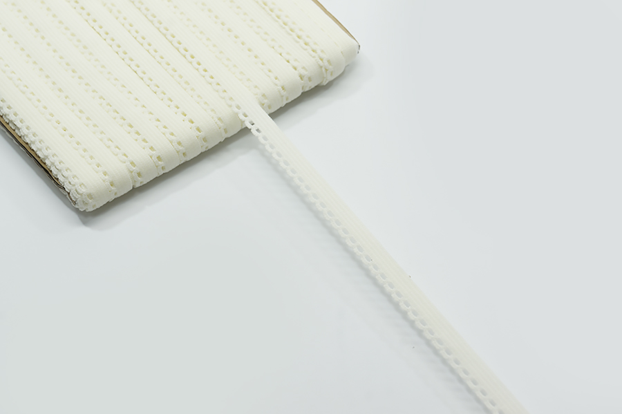 Тасьма еластична 9 мм декоративна біло-молочний