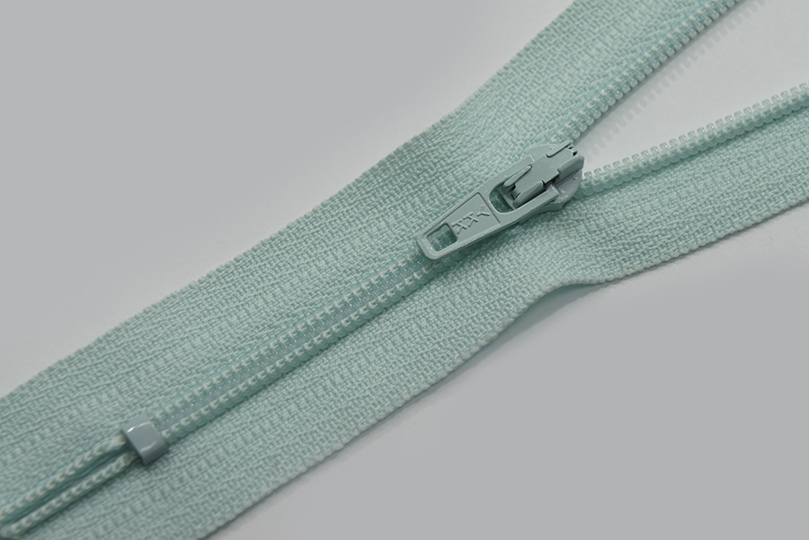 Блискавка YKK Тип 3 бірюзовий блідий 18 см