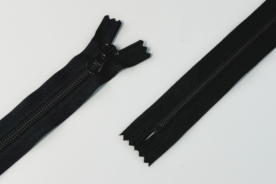 Блискавка YKK Тип 5 чорний 18 см