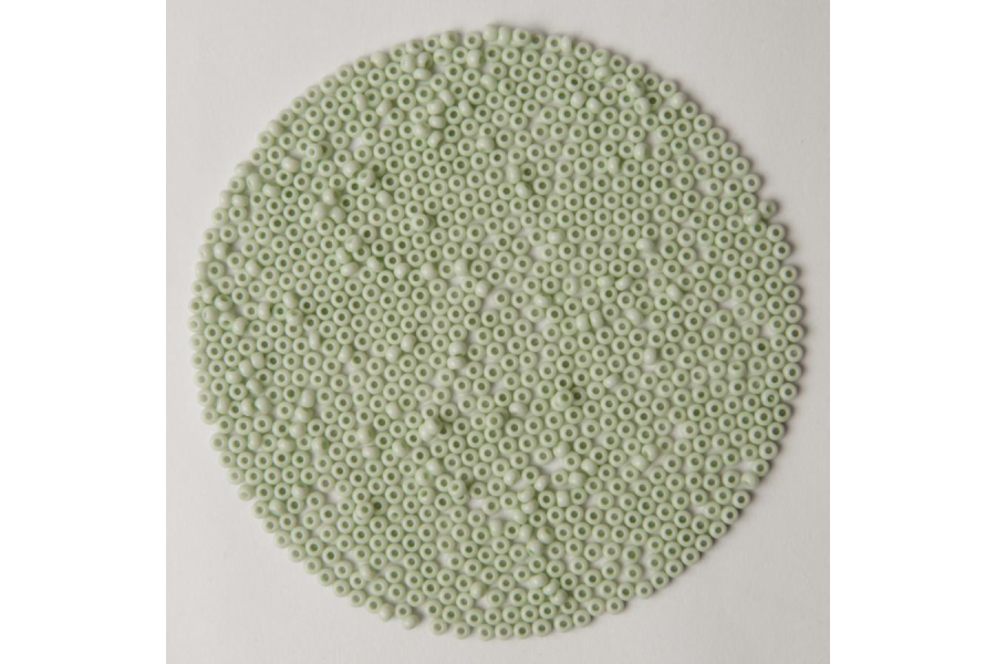 Бісер Preciosa 03263 №10 крейда кольоровий салатовий світлий 2,3 мм