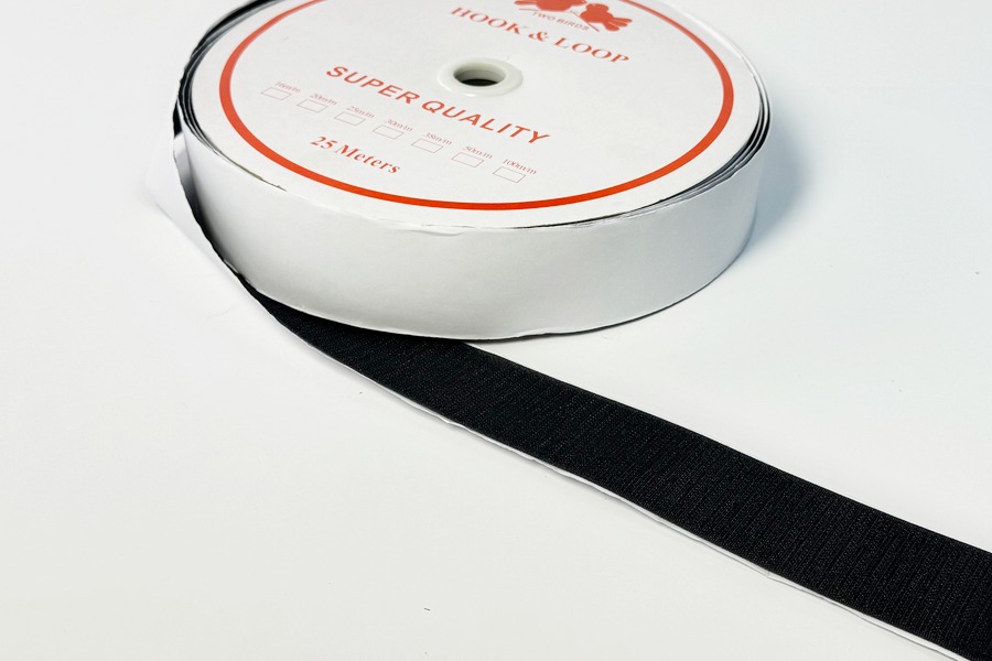 Стрічка 50 мм гачкова клейова MH гачок