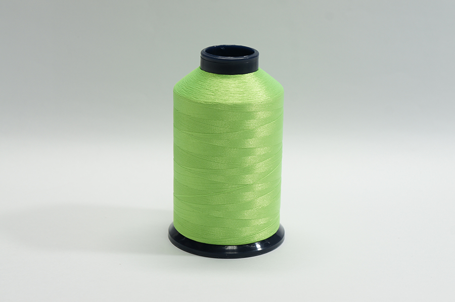 Нитки вишивальні Royal 5000 м поліестер 100% зелений світлий Р809