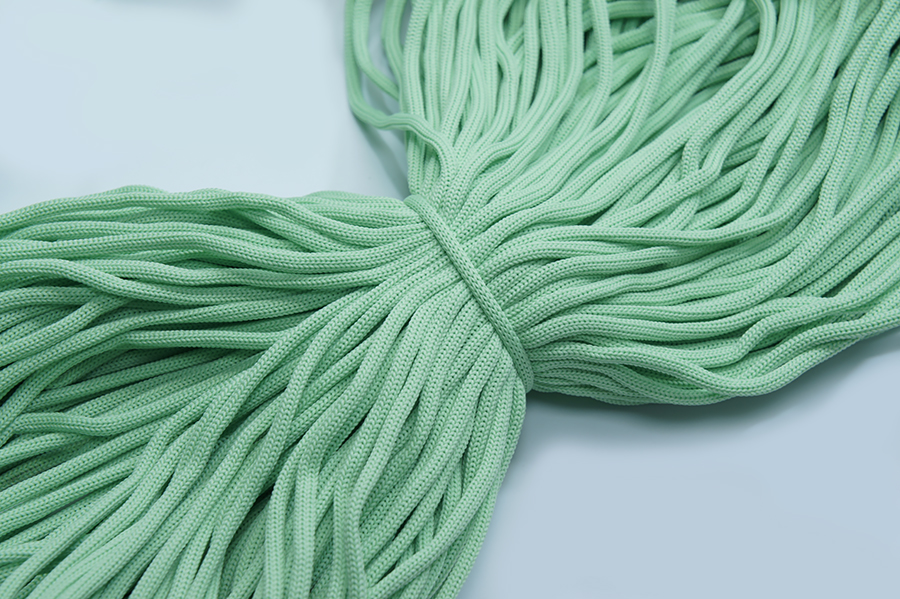 Шнур 4.0 мм для взуття 1-36 Лента м'ятний яскравий