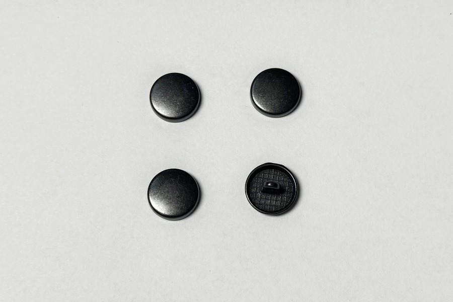 Гудзик на ніжці 15 мм Mertbutton метал чорний CN-26