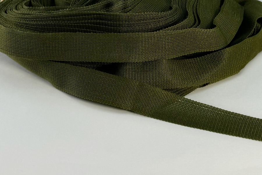 Тасьма 18 мм в'язана хакі зелений