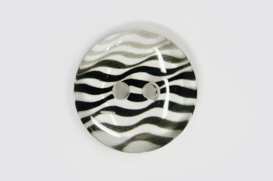 Гудзик 28 мм Mertbutton 2 отвори з принтом різнокольоровий СВ-045-44-777