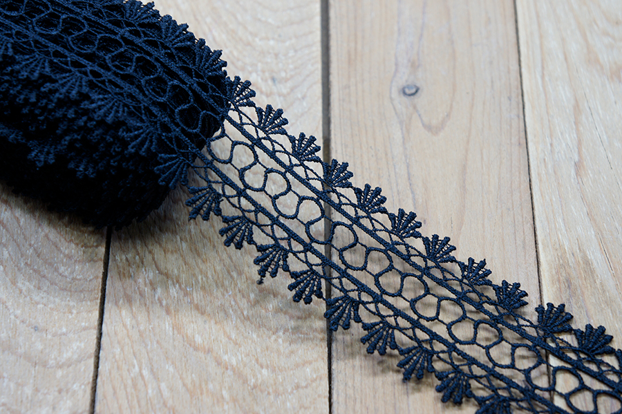 Мереживо гіпюр 50 мм Mertbutton чорний GB16-50-black