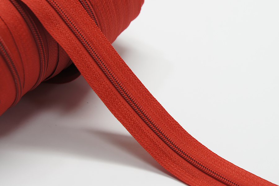 Блискавка рулонна MH Тип 3, вита червоний