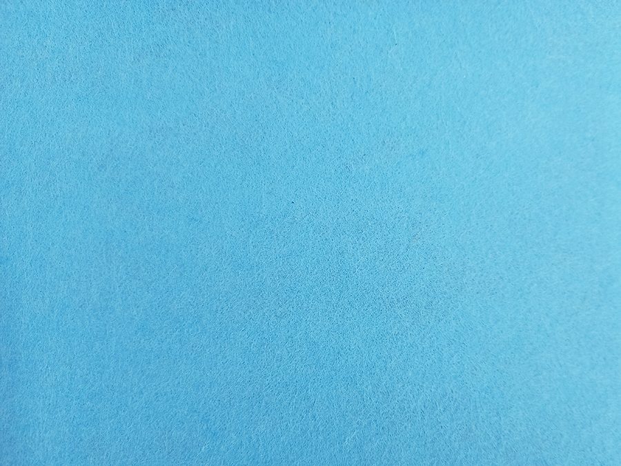 Фетр 1 мм 250х300 мм блакитний яскравий