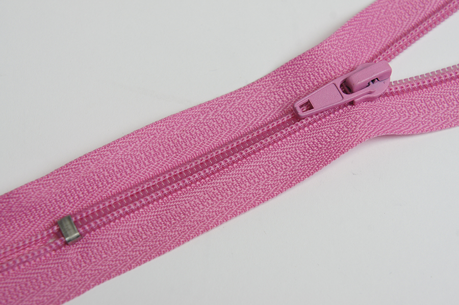 Блискавка MH Тип 4 рожевий темний 18 см