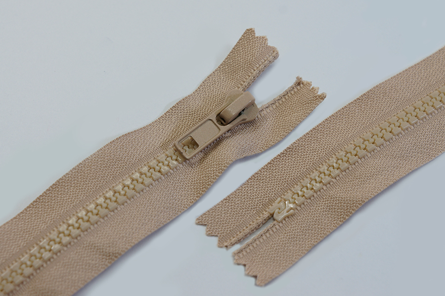 Блискавка MH Тип 5, нероз'ємні персиковий блідий 20 см