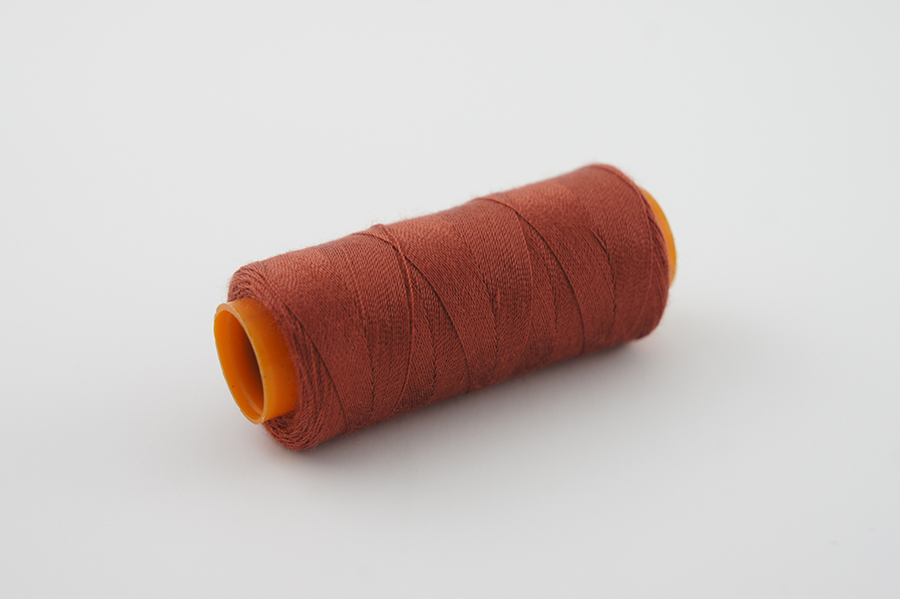 Нитки швейні №28/2 Barva поліестер 100% теракотовий брудний 200 м 6038