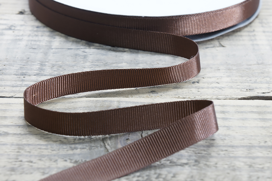 Тасьма 15 мм коричневий