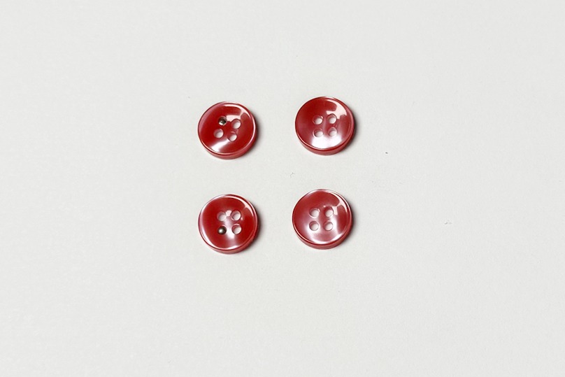 Гудзик 11,5 мм Mertbutton 4 отвори перламутр кораловий 3407-18 3407-18-1200