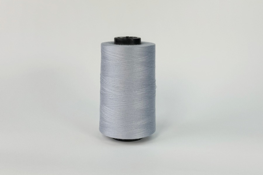Нитки швейні №40/2 Barva штапельні поліестер 100% сірий світлий 5000 м 5004-40/2-5000