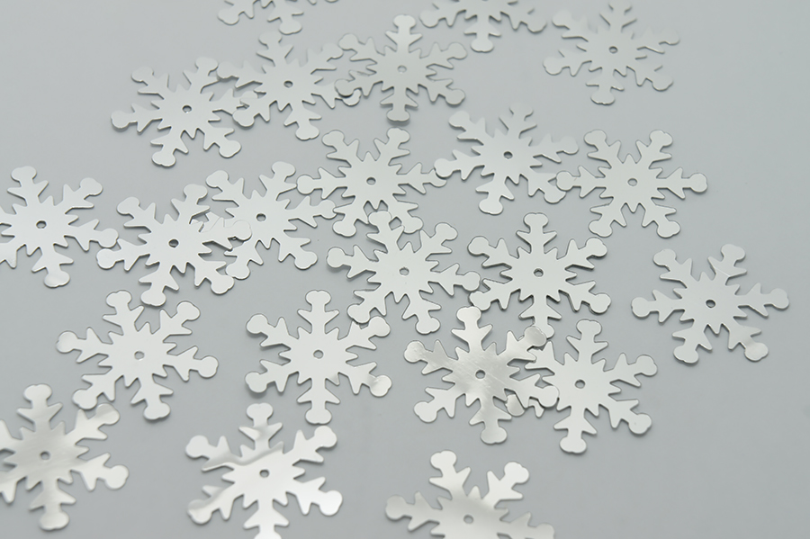 Пайєтки сніжинки 25 мм MH срібло