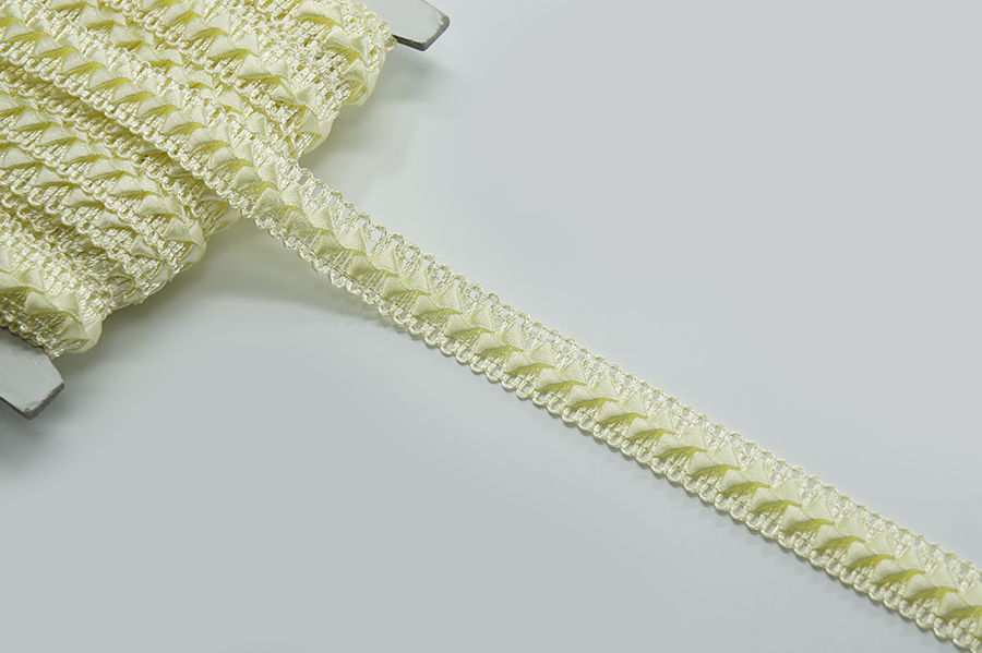 Тасьма самоса 18 мм MH жовтий блідий