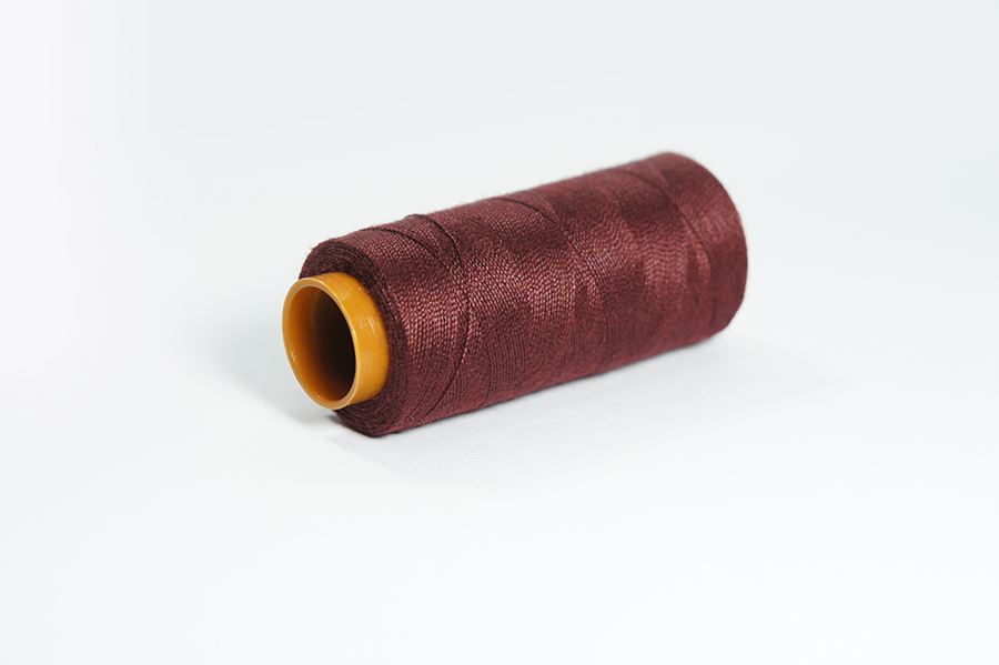 Нитки швейні №28/2 Barva поліестер 100% бордовий коричневий 200 м 6045