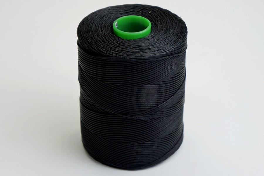 Нитки швейні MH вощена чорний 500 м