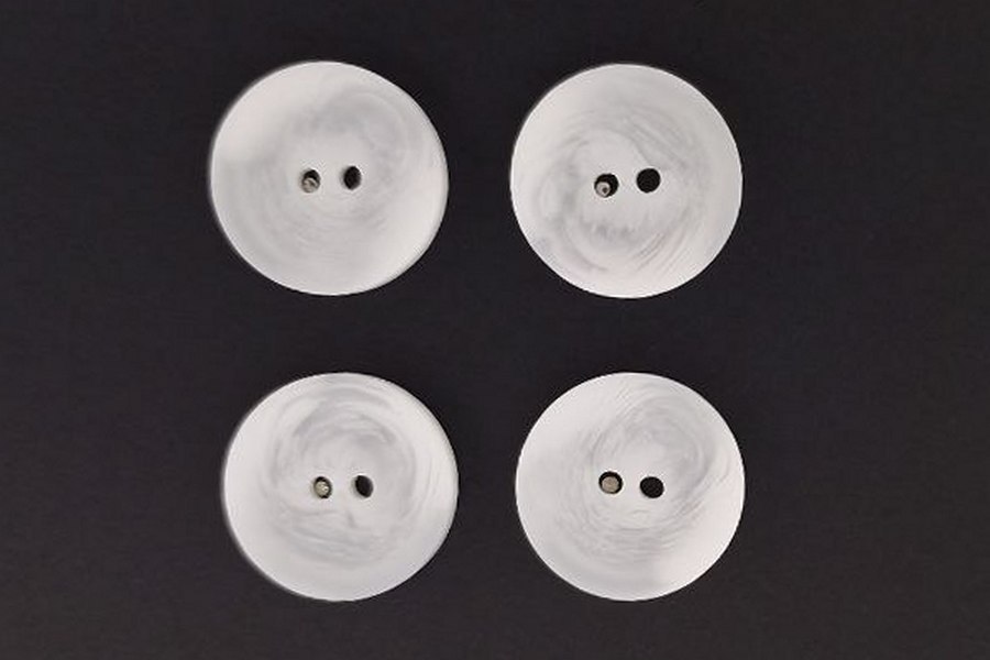 Гудзик 23 мм Mertbutton 2 отвори класичний білий